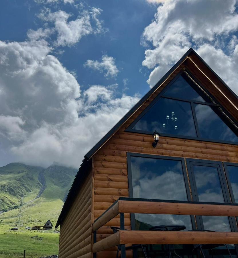 Kazbegi Inn Cottages Ngoại thất bức ảnh