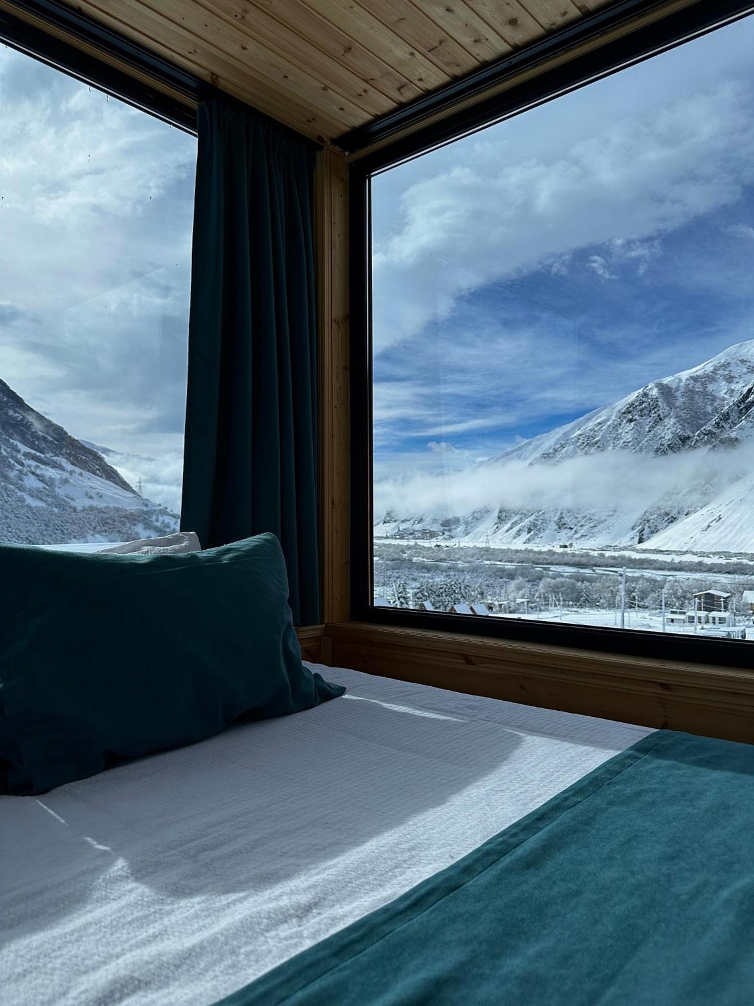 Kazbegi Inn Cottages Ngoại thất bức ảnh