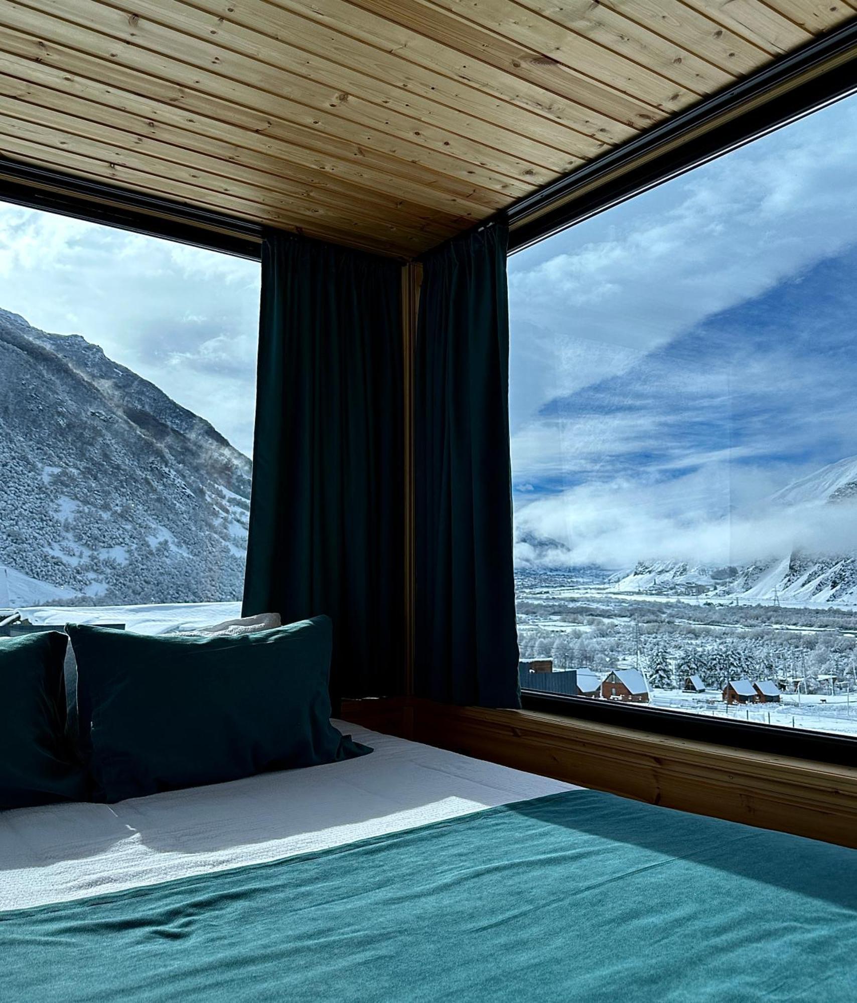 Kazbegi Inn Cottages Ngoại thất bức ảnh
