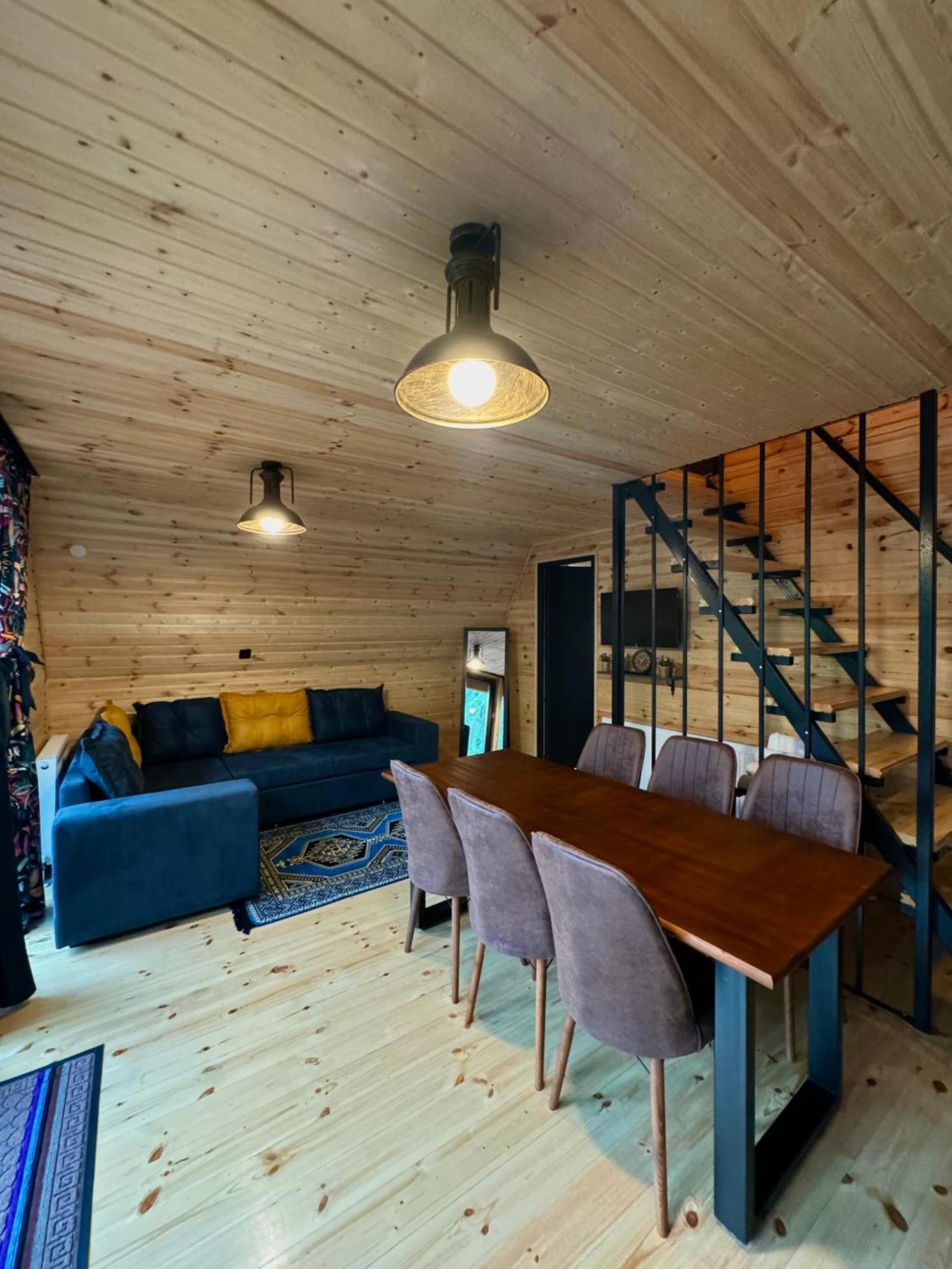 Kazbegi Inn Cottages Ngoại thất bức ảnh