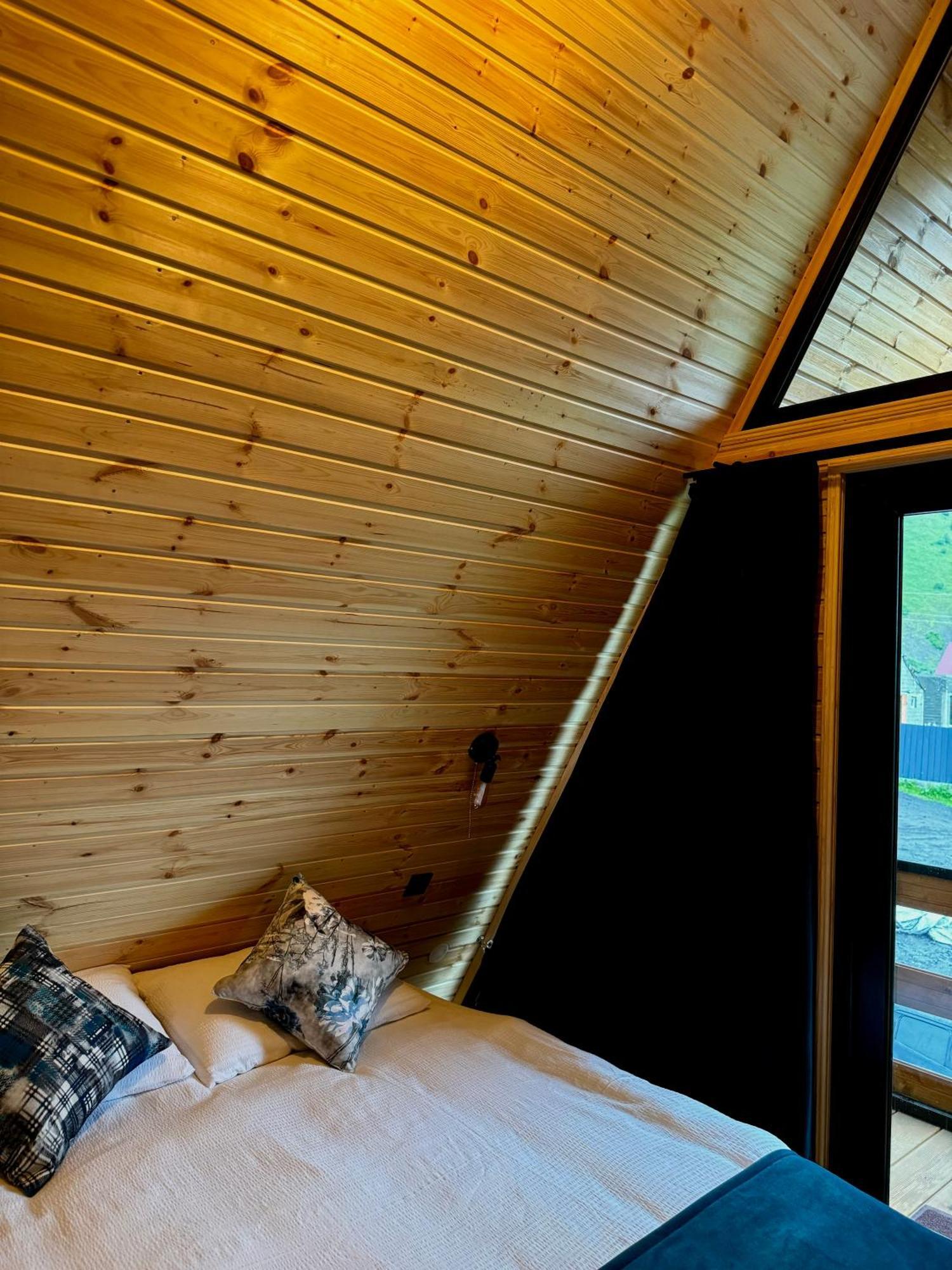 Kazbegi Inn Cottages Ngoại thất bức ảnh