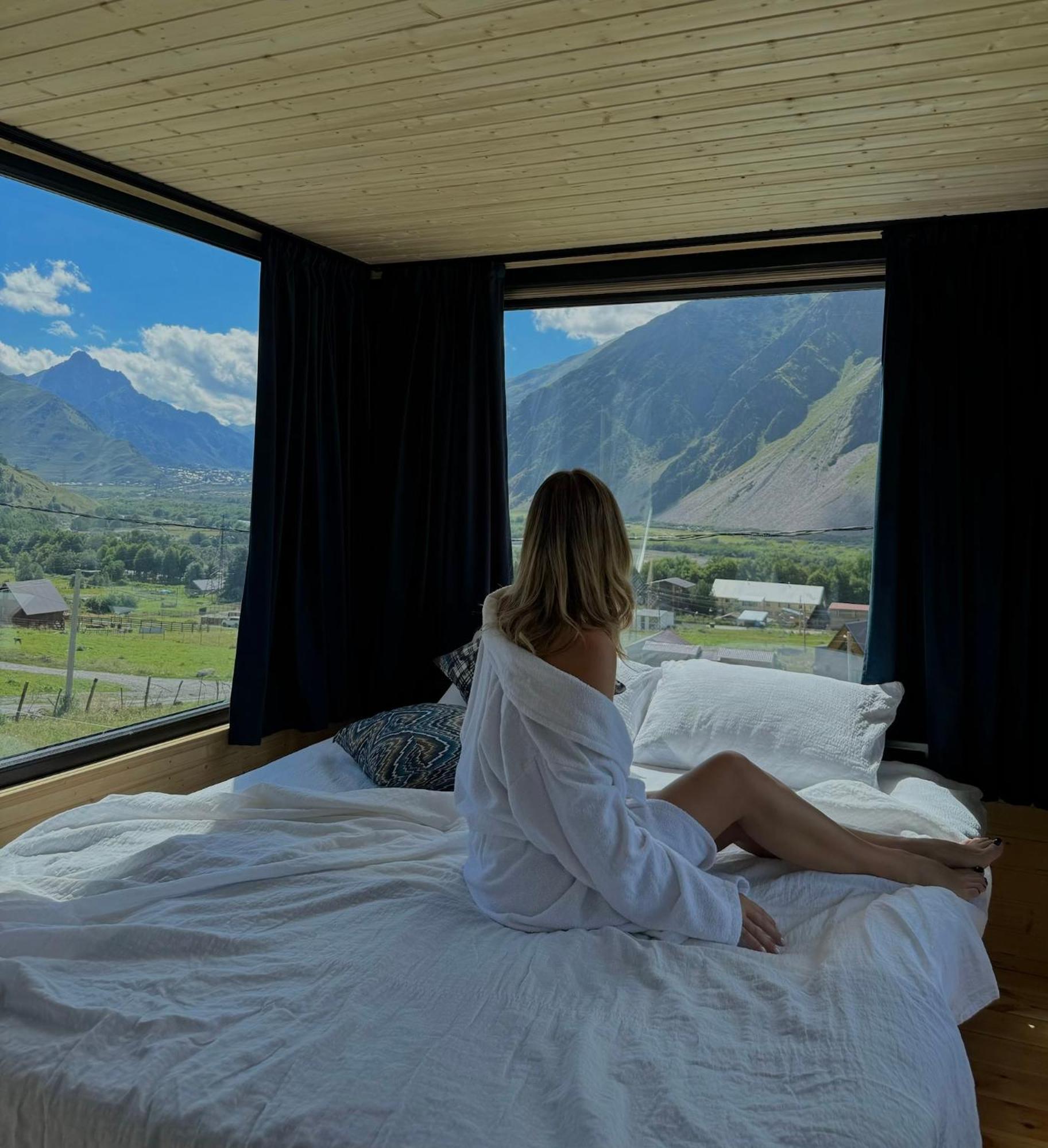 Kazbegi Inn Cottages Ngoại thất bức ảnh