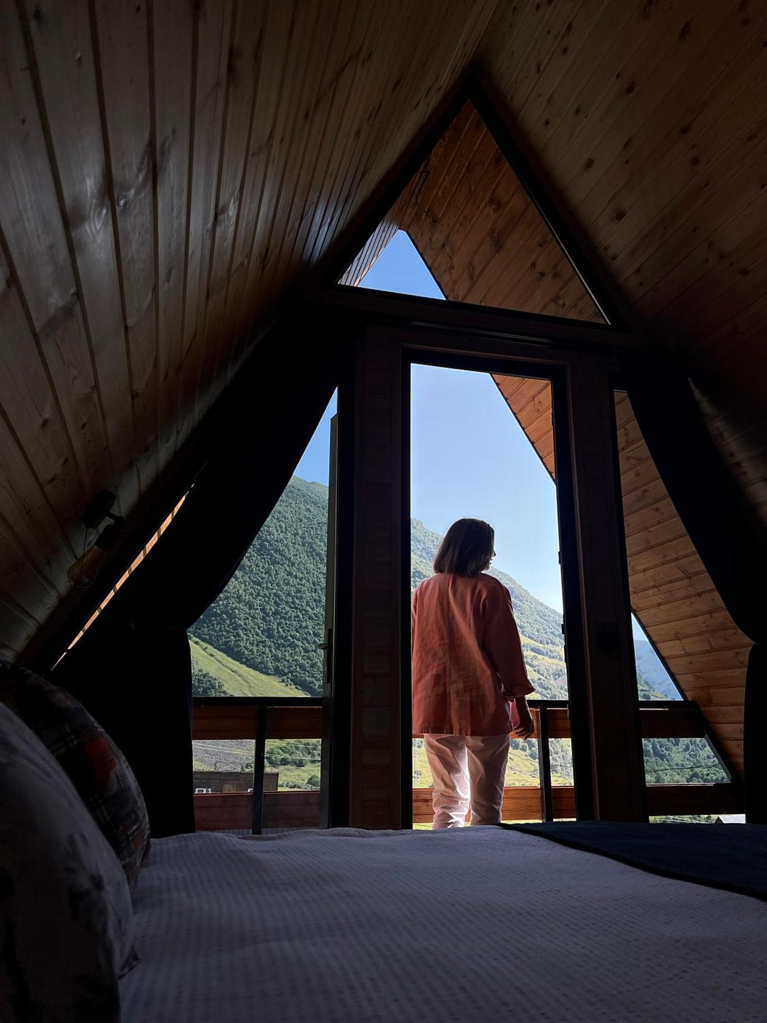 Kazbegi Inn Cottages Ngoại thất bức ảnh